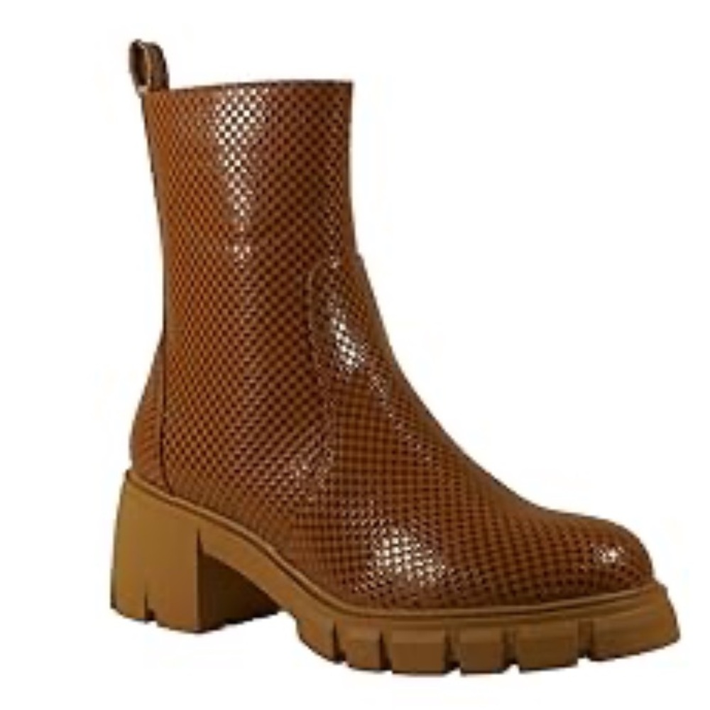 Amazon Women's Tan Textured Ankle Booties